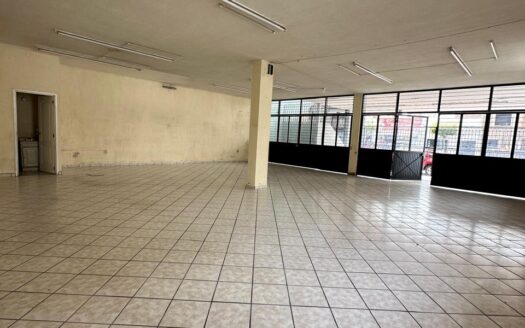 Local Comercial en Calle López Rayón #71